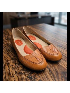 Softwalk Leather Sonoma Weave  Slip On Comfy Ballet Flats Women Size 6M